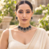 NIR-SET-0025_Model_A Silver Floral Medallion Choker Set